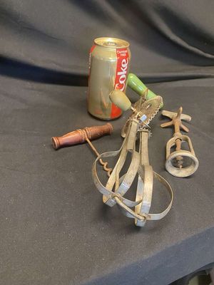Vintage Hand Mixer & (2) Wine Corkers
Keywords: Antiques;Collectables;Hand Mixer;Wine Cork;eldred;allcpgphotos
