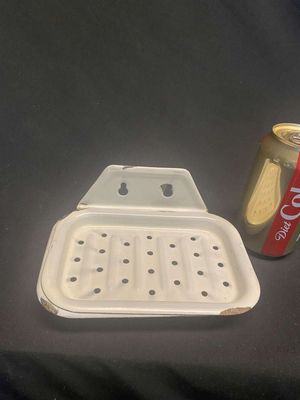 White Porcelain Soap Dish
Keywords: Antique;Collectable;Soap Dish;eldred;allcpgphotos