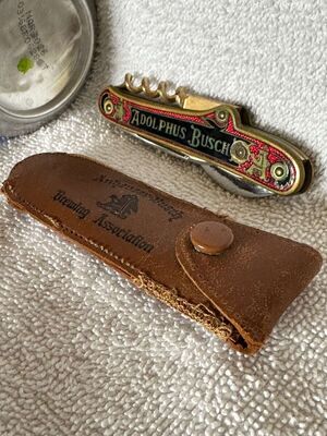 Antique Anheuser Busch Pocket Knife w/Leather Case Enamelware Steinhope (Adolphus Busch) Pocket Knife
Keywords: Anheuser Busch;Holiday Steins;Budweiser Beer Stein;Beer Stein Collectable;Clydesdales;eldred;allcpgphotos