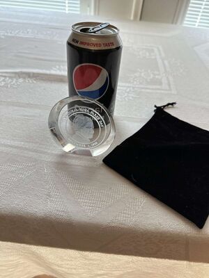 Black Americana Inaugural Rosa Park's Day Paperweight 2018
Keywords: Black Americana;Inaugural;Rosa Park's Day;2018;Paperweight;eldred;allcpgphotos