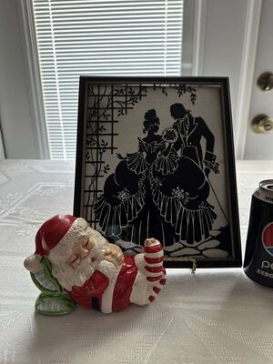 Antique Reverse Glass Victorian Picture & Vintage Enesco Santa Bank
Keywords: Antique;Reverse Glass;Victorian;Picture;Vintage;Enesco;Santa;Bank;eldred;allcpgphotos