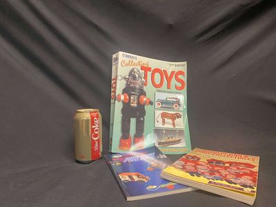 (3) Collectable Toy Guides - Pull Toys, Raggedy Ann & Toys
Keywords: Collector Books;Collector's Guides Antique;Pull Toys;Raggedy Ann;eldred;allcpgphotos