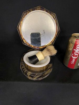 Antique Bakelite Celluloid Travel Shaving Mirror, Bowl & Brush
Keywords: Antique Shaving;Tiger Bakelite;Mirror;Shaving Brush;eldred;allcpgphotos