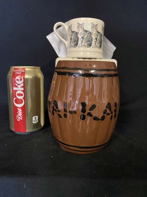 Vintage Collectable Mai-Kai Rum Barrel Tiki & Emma Bridgewater Tabby Cat Mug
Keywords: Vintage;Collectable;Mai-Kai;Rum Barrel;Tiki;Emma Bridgewater;Tabby Cat;Mug;eldred;allcpgphotos