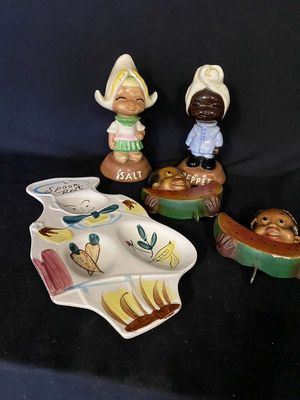 Duncan Enterprises Black Americana Salt & Pepper Shakers, Chef Spoon Rest Japan & Vintage Pair Watermelon Boy & Girl Hook Chalkware Holders
Keywords: Black Americana;Antique;Collectable;Vintage;S & P;Spoon Rest;Watermelon;Chalkware;eldred;allcpgphotos
