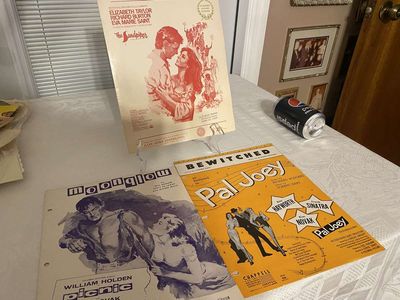 Vintage Sheet Music - Taylor & Burton, The Sandpiper Moonglow, & Bewitched Sinatra Pal Joey
Keywords: Vintage;Sheet Music;Movie Score;Pal Joey;Sinatra;Burton;Taylor;Moonglow;eldred;allcpgphotos